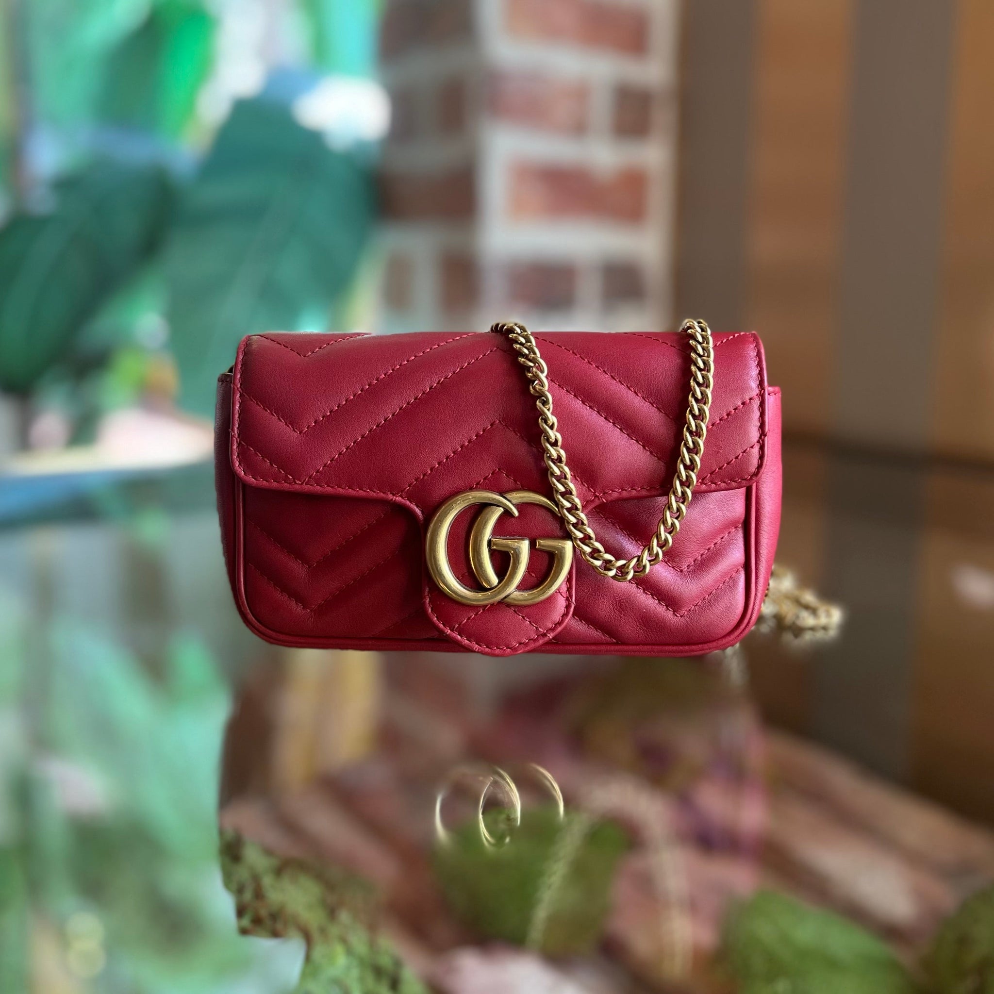 GUCCI GG Marmont Super Mini Red Chevron Leather Crossbody Bag
