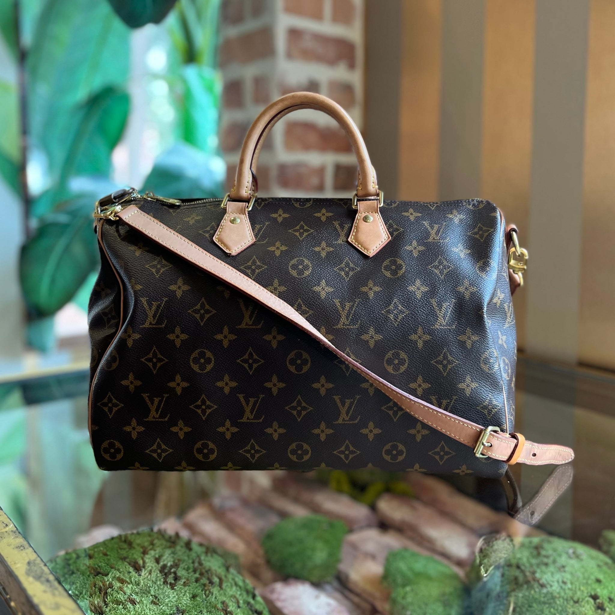 LOUIS VUITTON Speedy 35 Monogram Canvas Bandouliere Satchel