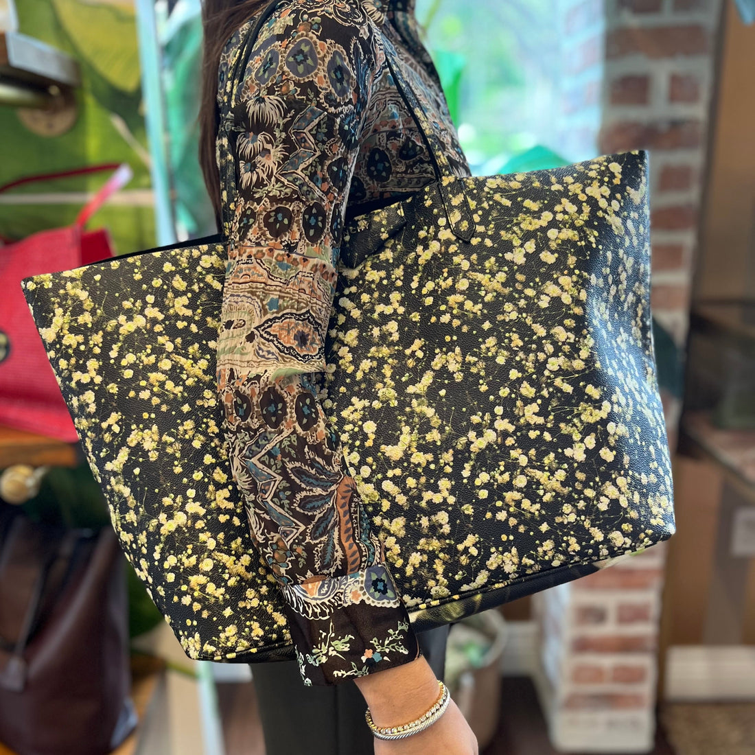 GIVENCHY Antigona Shopper Floral Print Canvas Tote Bag