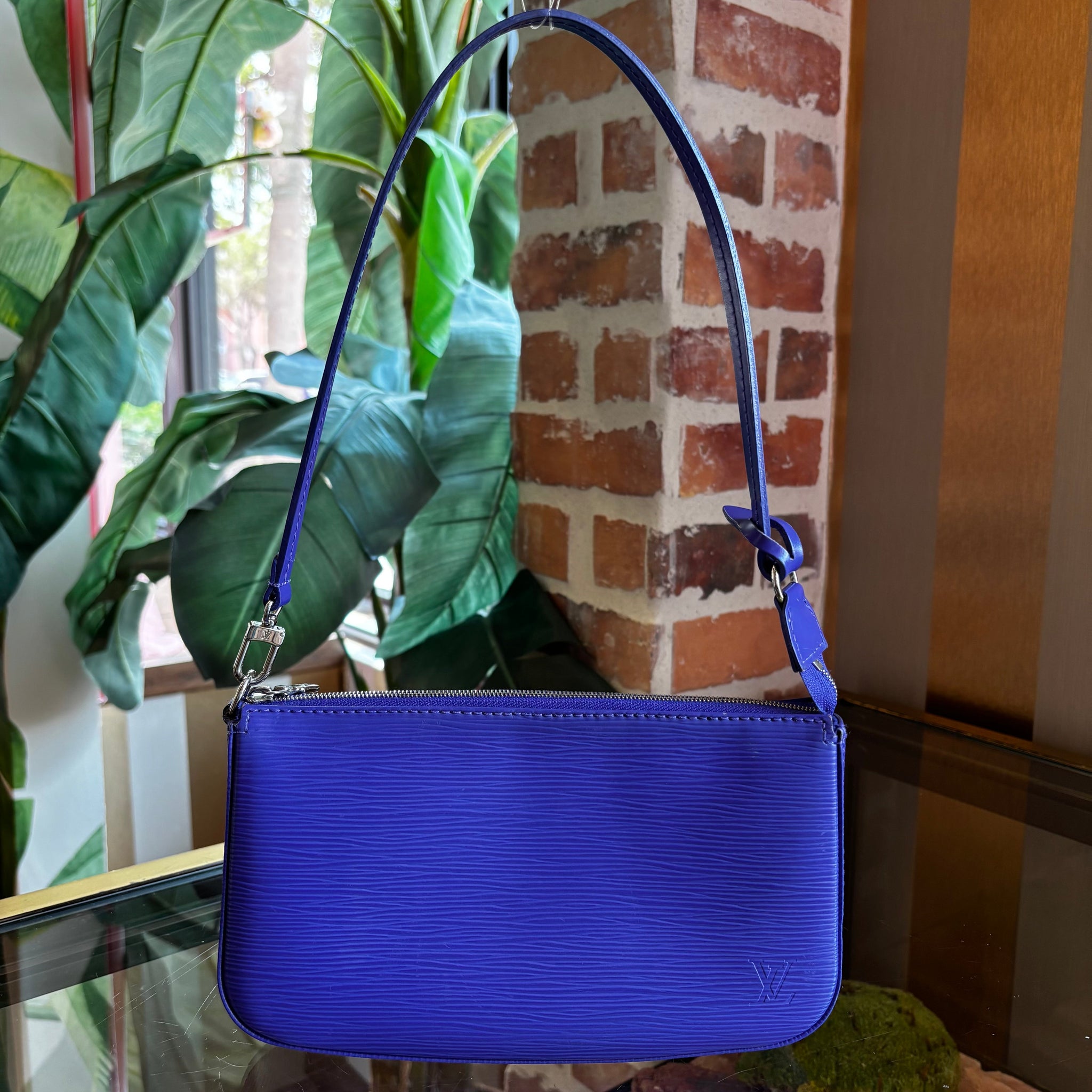 LOUIS VUITTON Purple Epi Leather Accessories Pochette