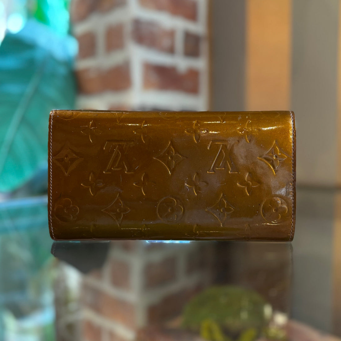 LOUIS VUITTON Bronze Monogram Vernis Sarah Trifold Wallet