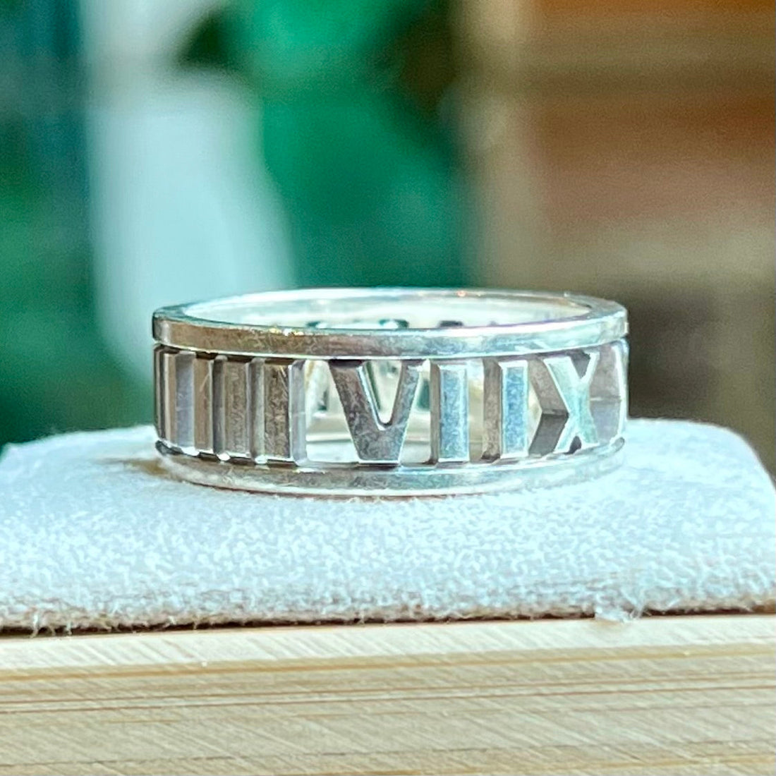TIFFANY&CO 925 Sterling Silver Roman Numeral Atlas Ring SZ6.75