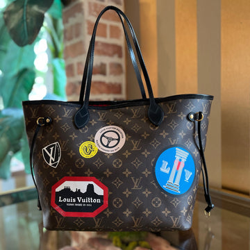 LOUIS VUITTON Neverfull MM Monogram Canvas World Tour Tote ADI11209