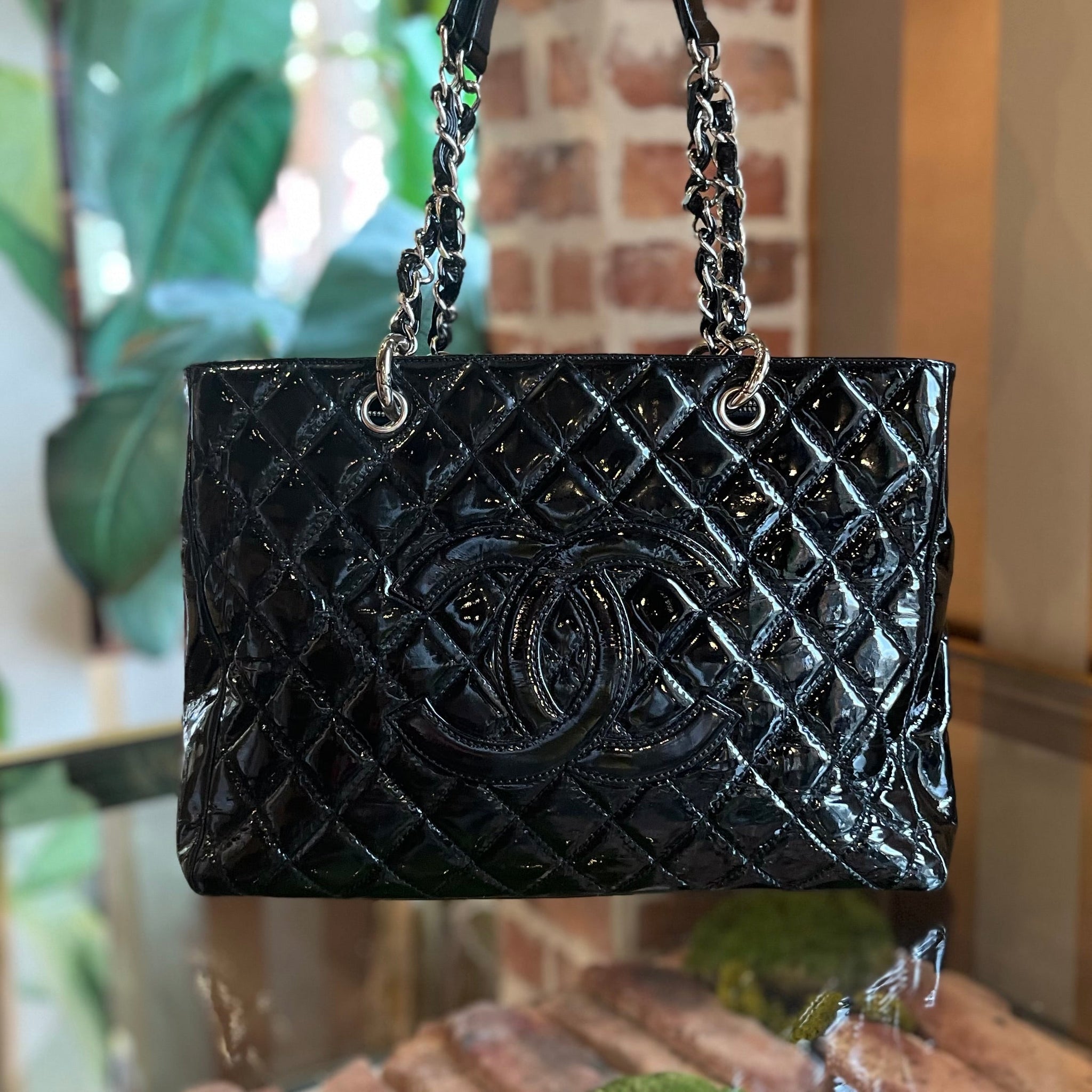 CHANEL GST Grand Shopper Black Patent Leather Quilted Tote