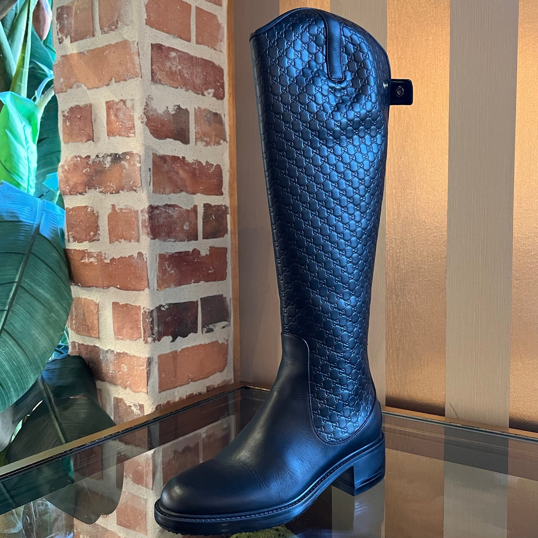 GUCCI Knee High Microguccissima Black Leather Riding Boots 36.5 (6.5 US)