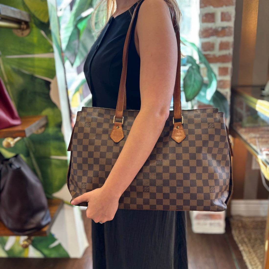 LOUIS VUITTON Chelsea Damier Canvas Centenaire Tote Bag