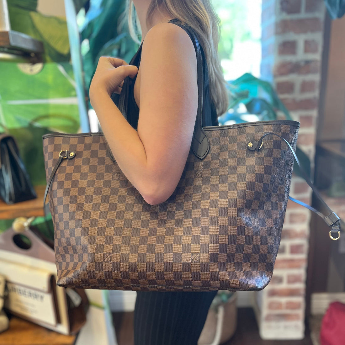 LOUIS VUITTON Neverfull GM Damier Ebene Canvas Tote Bag