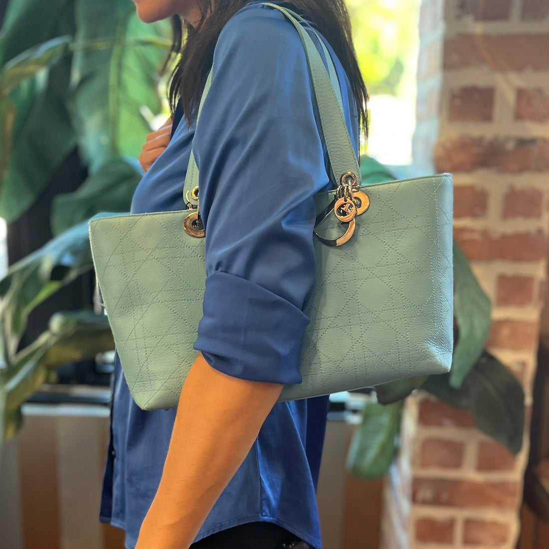 CHRISTIAN DIOR Medium Light Blue Cannage Vintage Tote