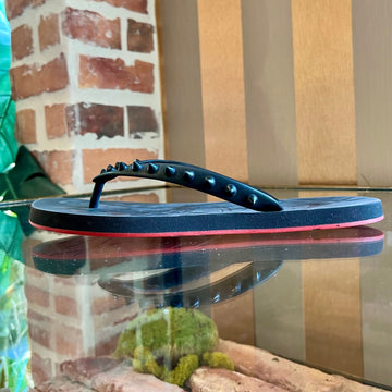 CHRISTIAN LOUBOUTIN Donna Rubber Spike Flip Flops SZ37(7US)