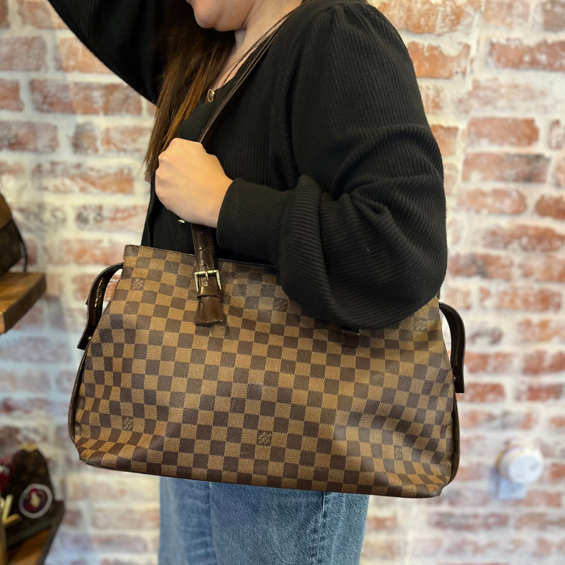 LOUIS VUITTON Damier Ebene Chelsea Tote