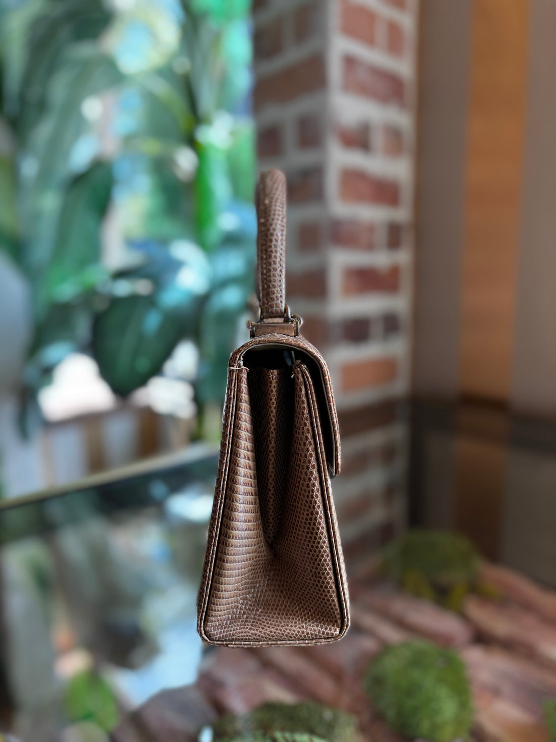 GUCCI Beige Vintage Lizard Embossed Satchel