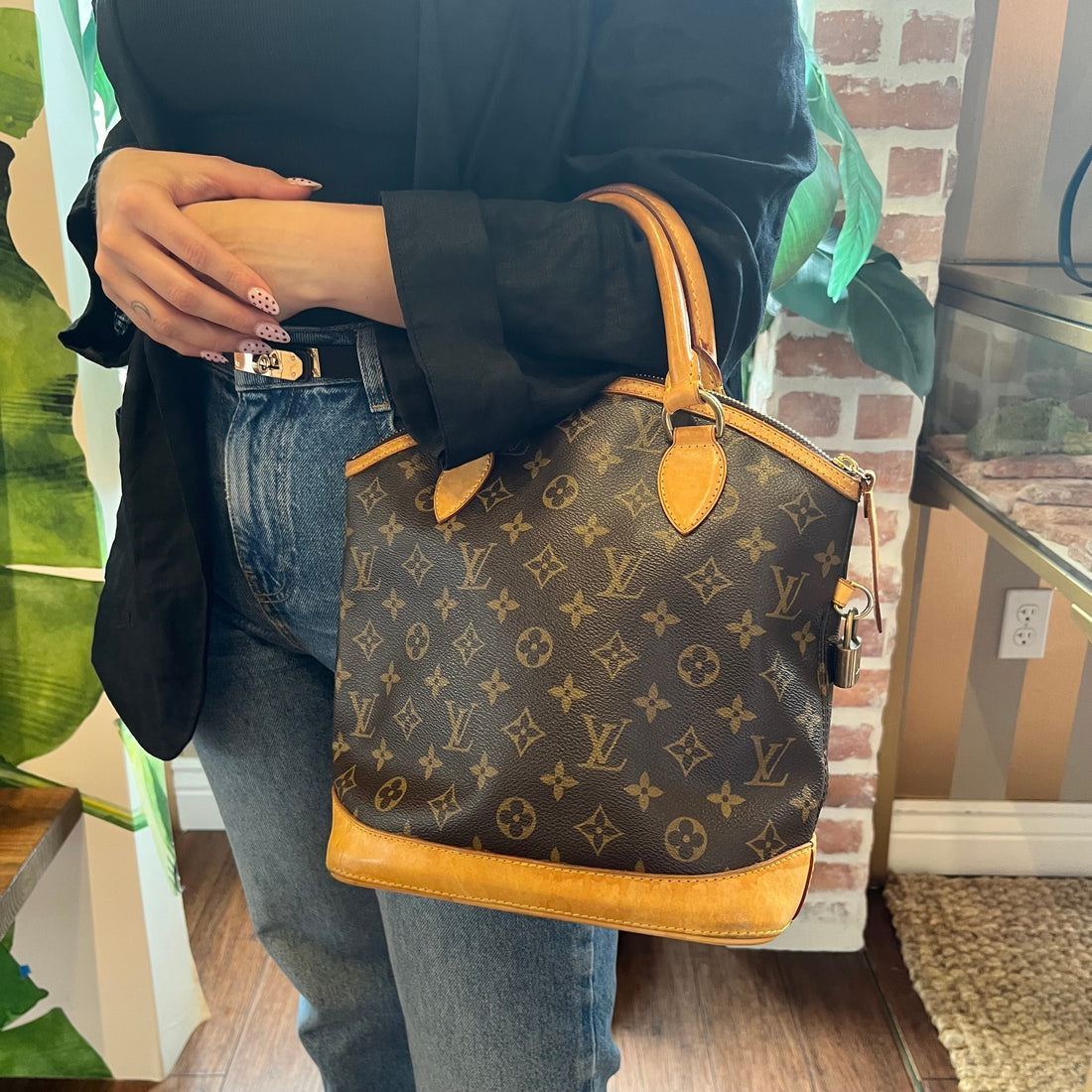 LOUIS VUITTON Lockit PM Monogram Canvas Tote