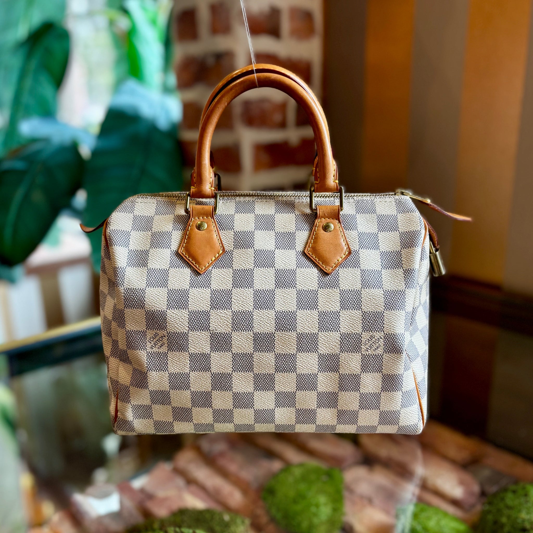 LOUIS VUITTON Damier Azur Speedy 25