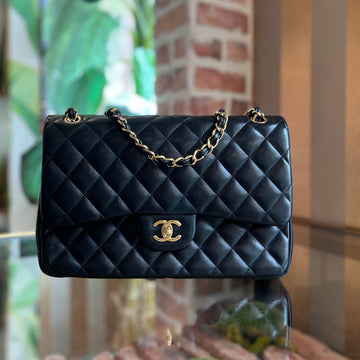 CHANEL Double Flap Jumbo Lambskin Leather Shoulder Bag
