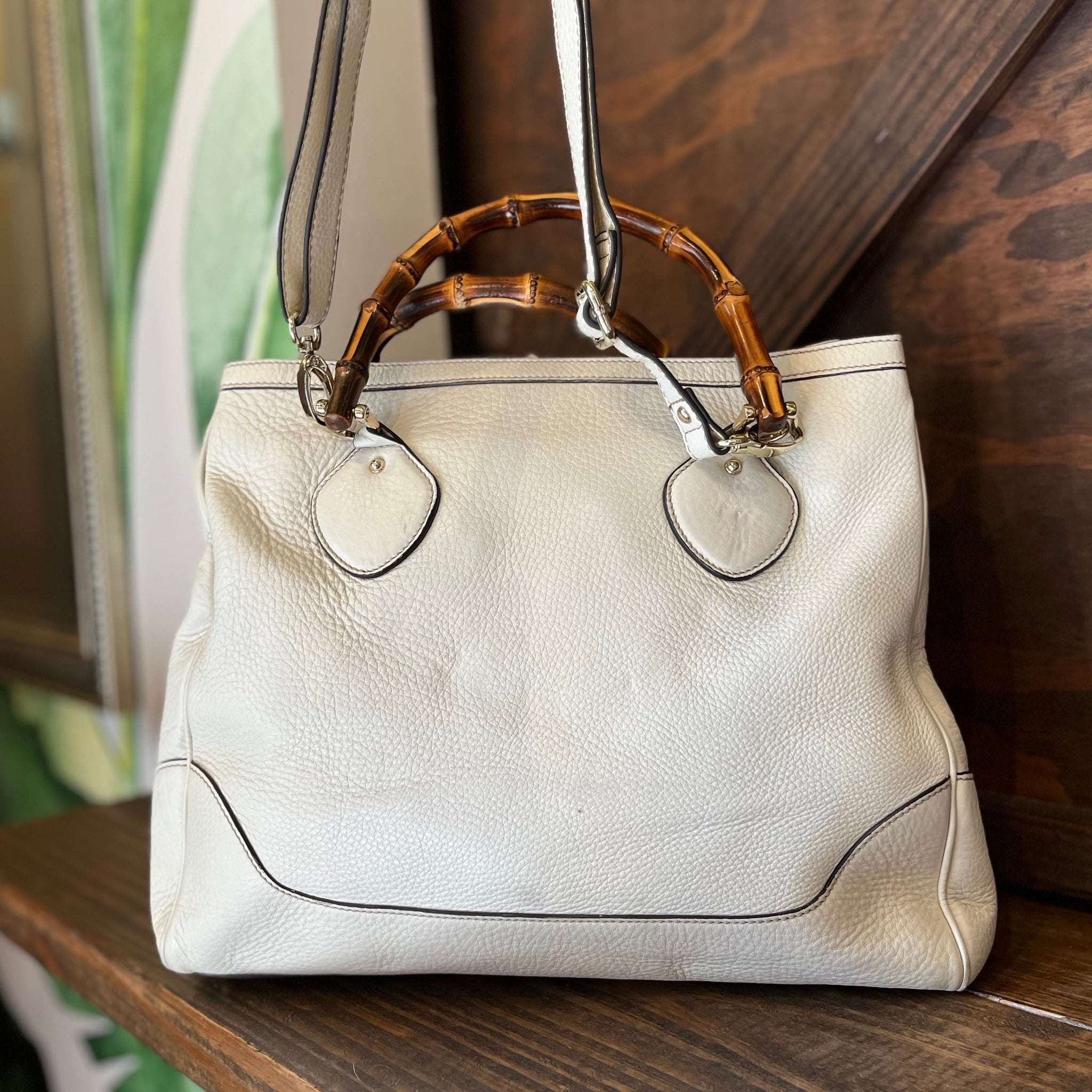 GUCCI Diana White Leather Bamboo Top Handle Tote