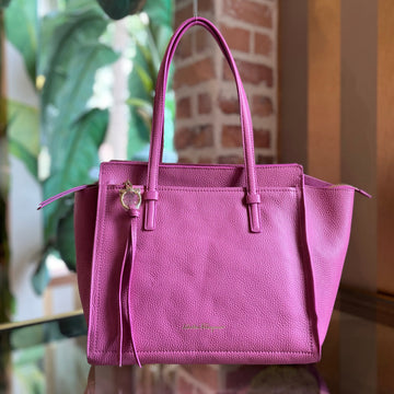 SALVATORE FERRAGAMO Amy Medium Textured Leather Tote Bag TS4050