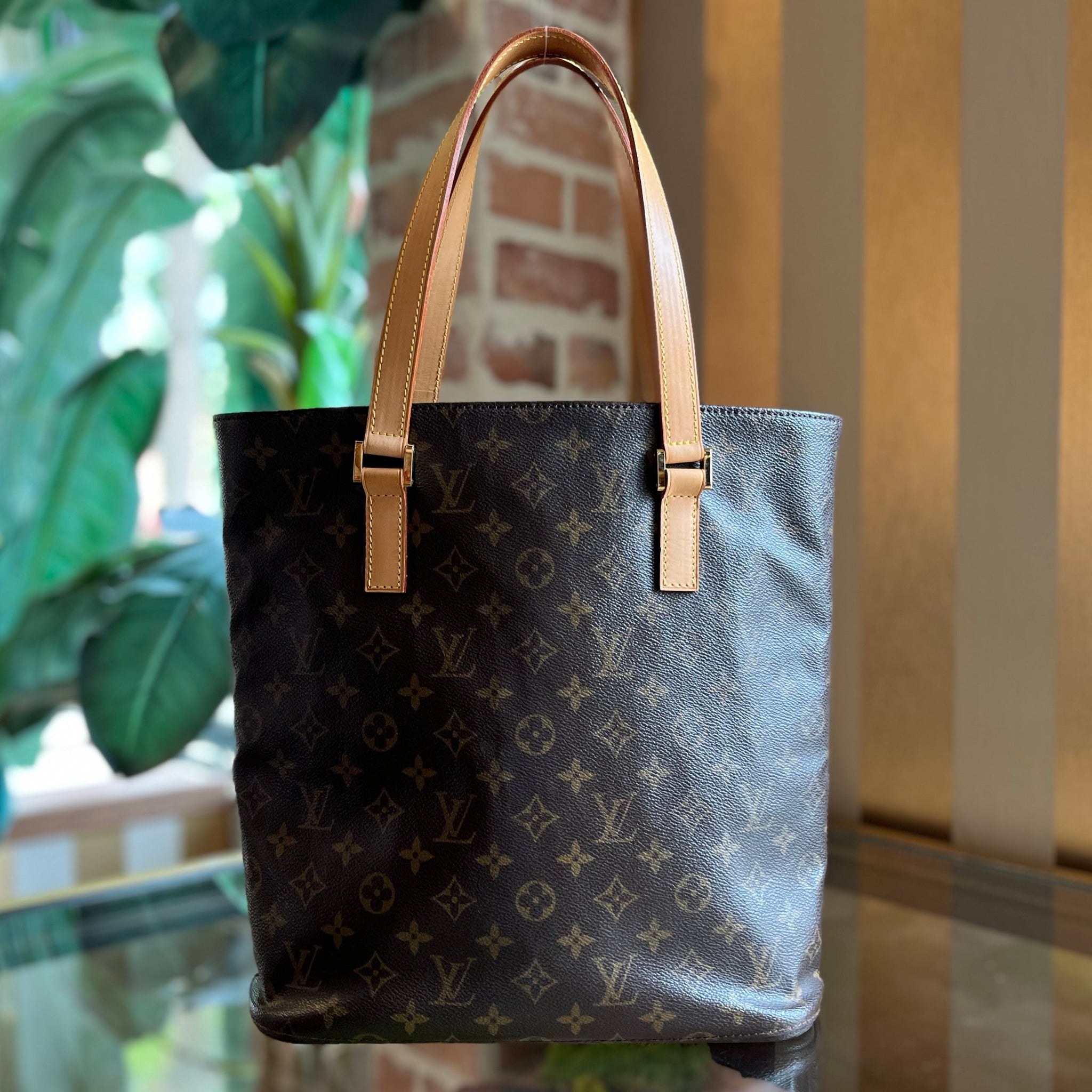 LOUIS VUITTON Vavin GM Monogram Canvas Tote Bag