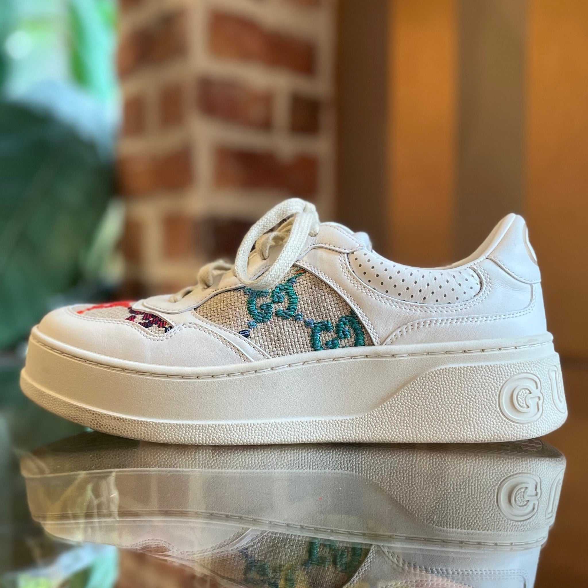 GUCCI Mulitcolor GG Canvas Sneakers SZ 39 ( 9 US)