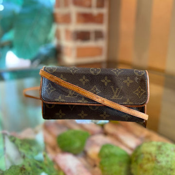 LOUIS VUITTON Vintage Monogram Twin Pm