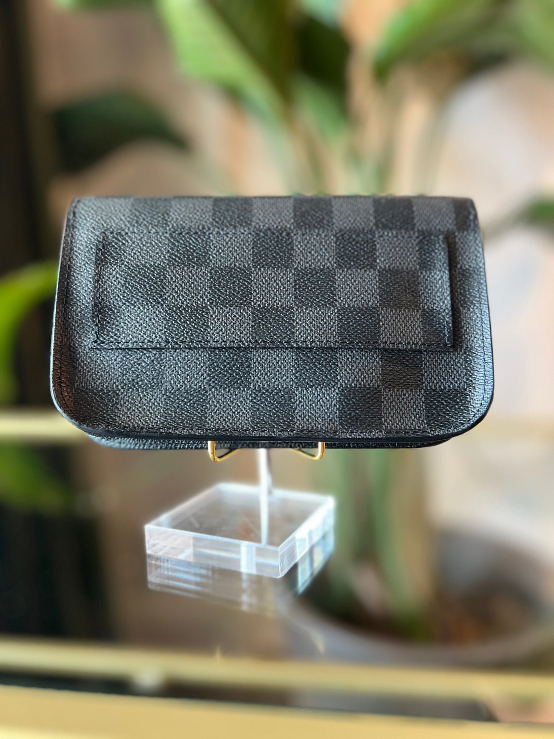 LOUIS VUITTON Damier Graphite Belt Pochette