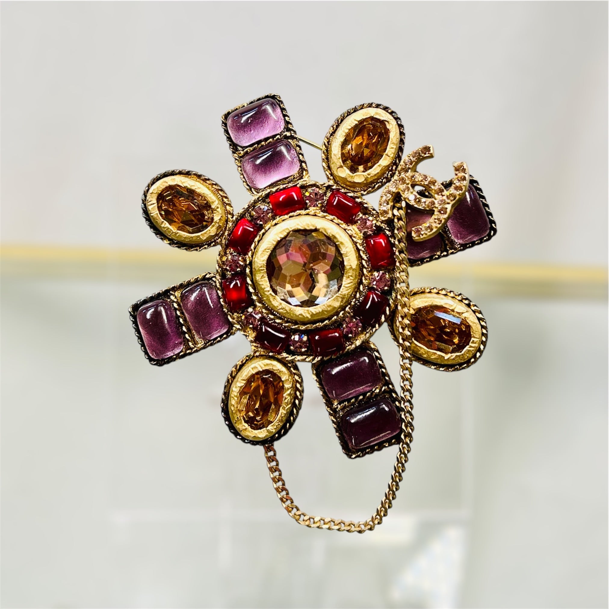CHANEL Vintage Gripoix Brooch with CC Pin