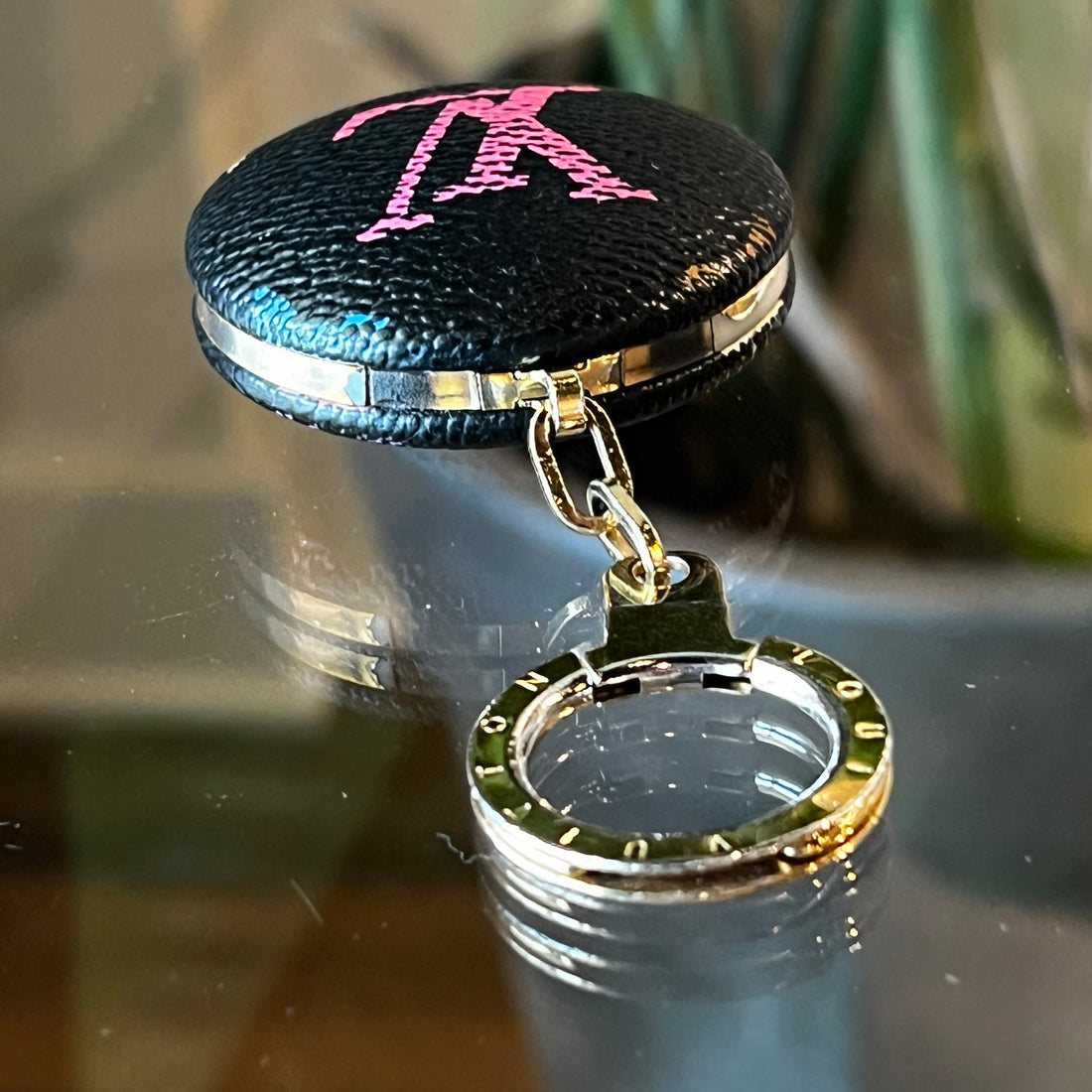 LOUIS VUITTON Monogram Multicolor Astropill Light Key Ring