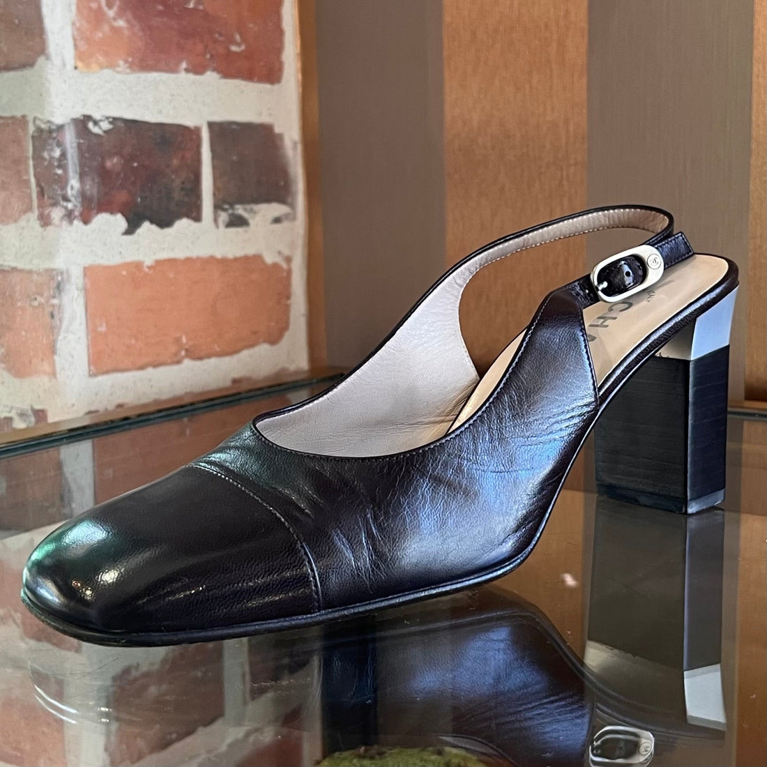 CHANEL Brown Slingback Pumps SZ 38.5 (8.5 US)