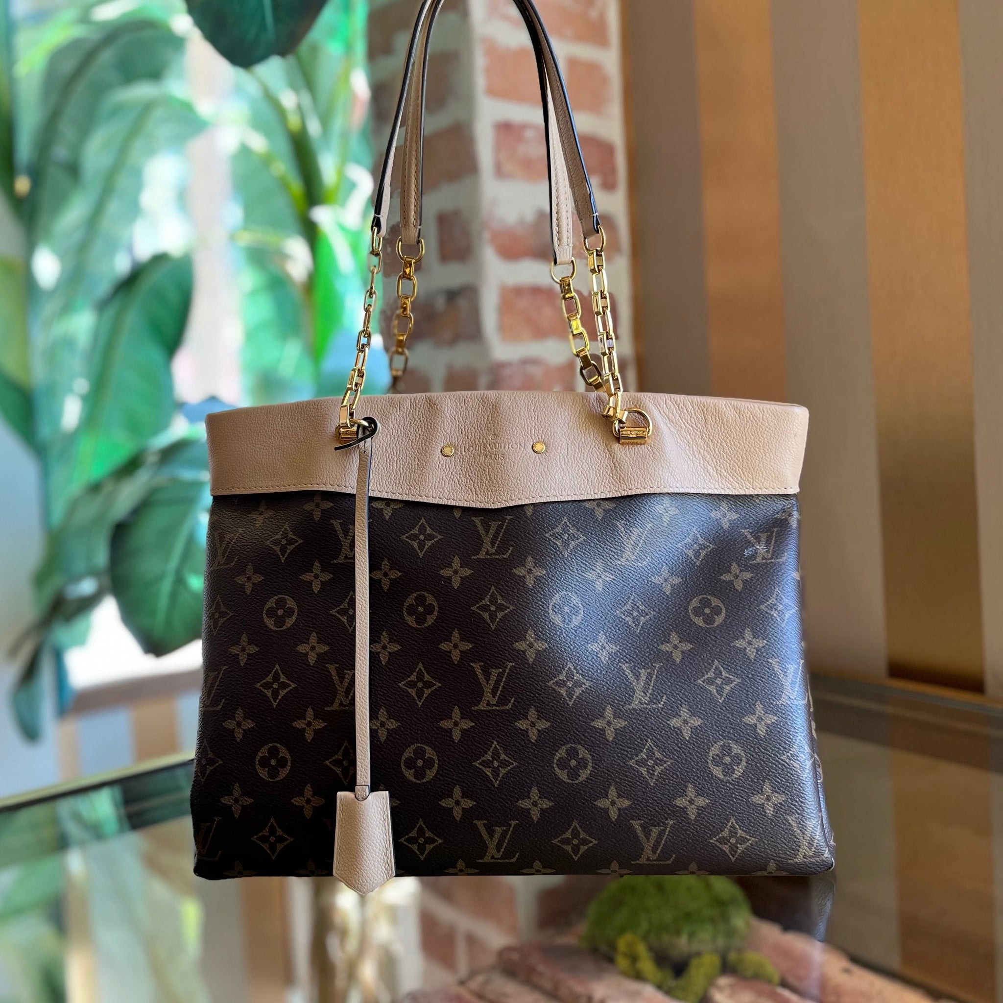 LOUIS VUITTON Pallas Shopper Monogram Canvas Tote Bag