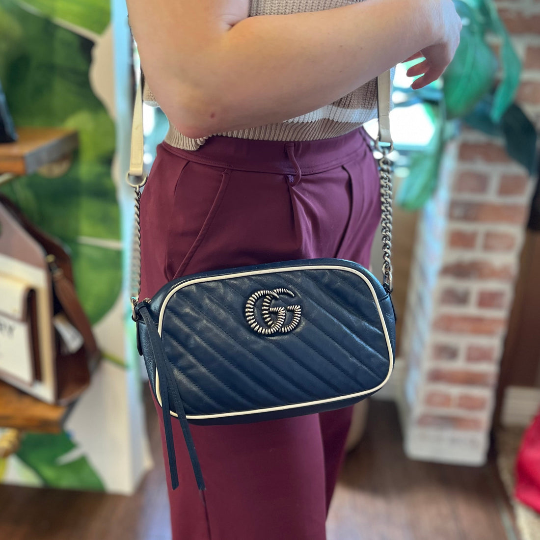 GUCCI GG Marmont Torchon Small Vintage Effect Calfskin Matelassé Diagonal Chain Crossbody Bag