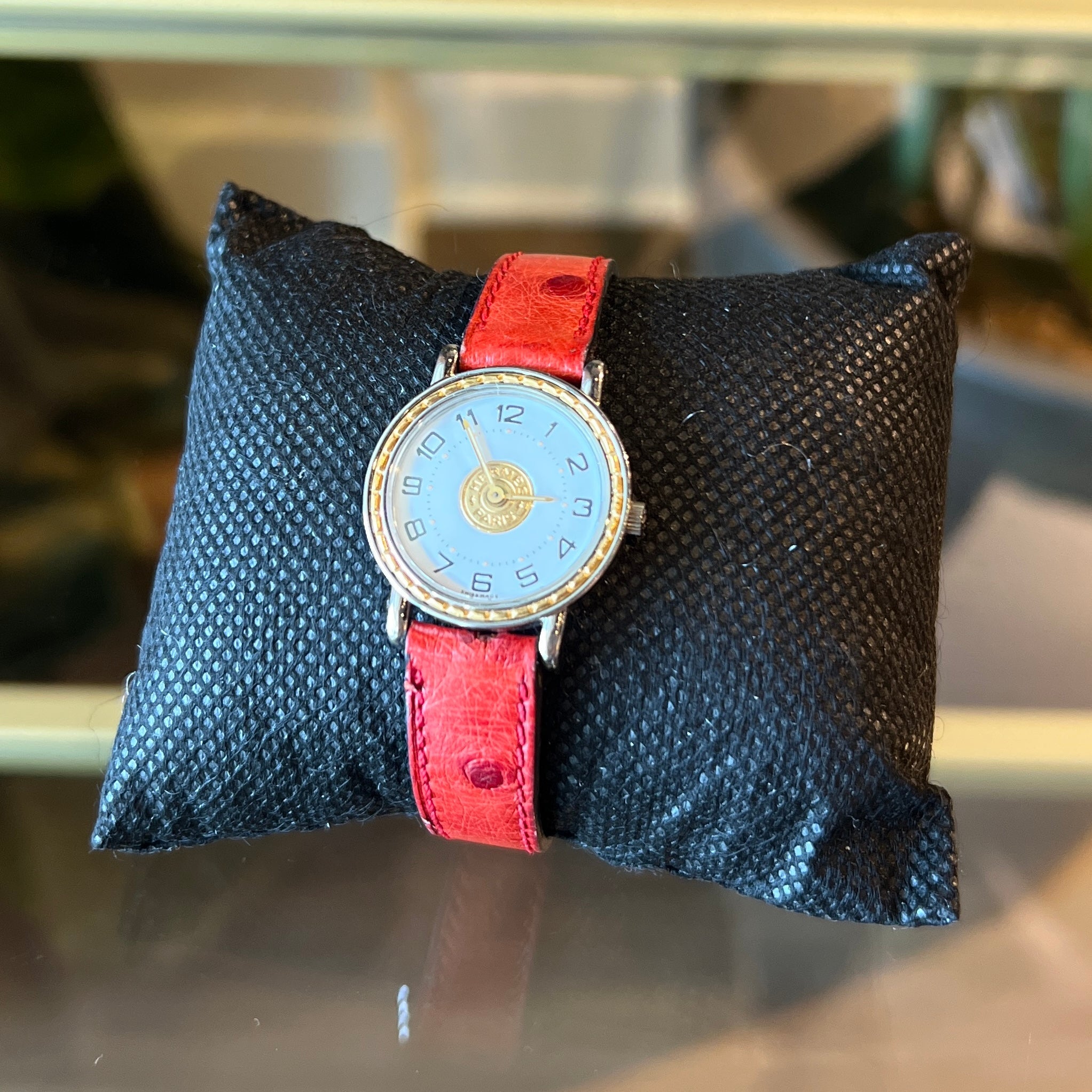 HERMES Sellier Round Ostrich Watch