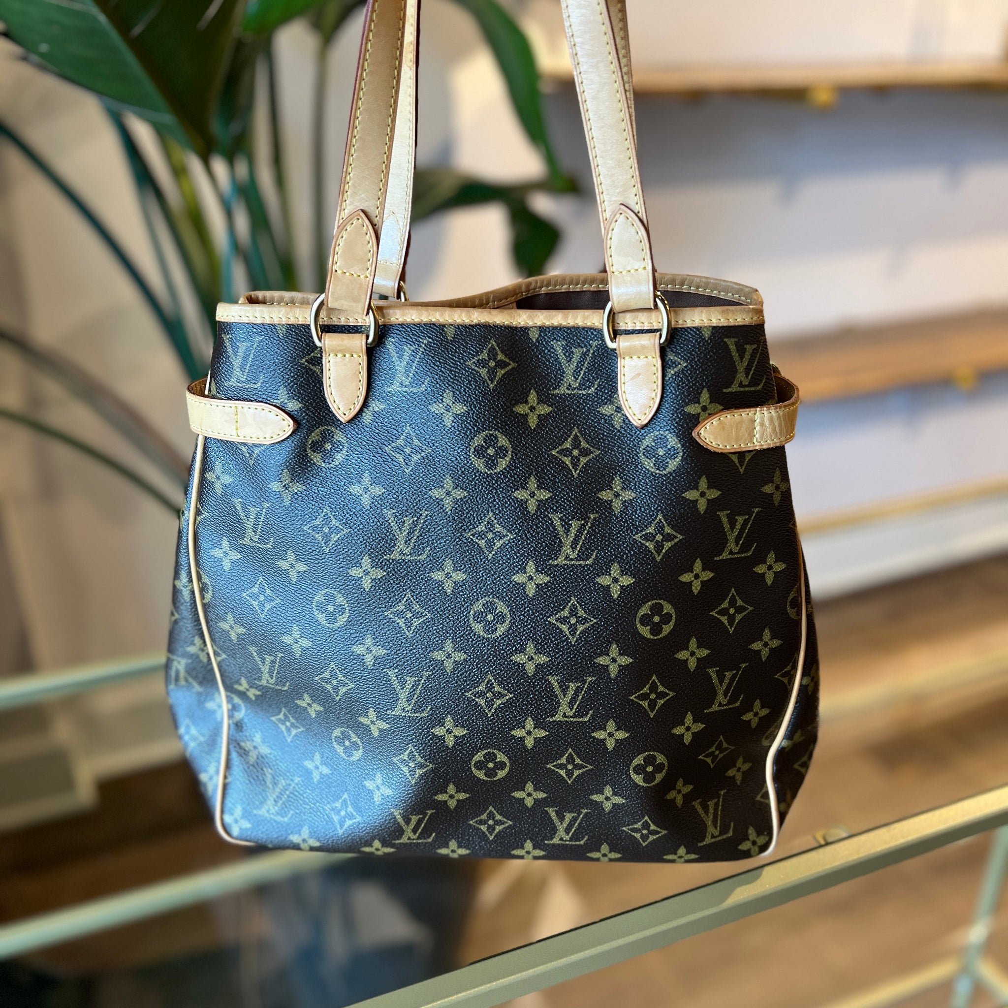 LOUIS VUITTON Batignolles Monogram Canvas Tote