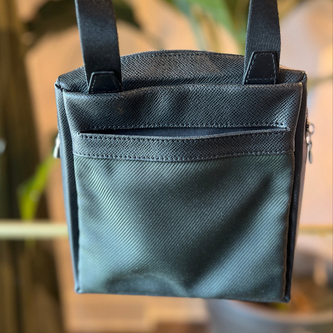 LOUIS VUITTON Taiga Canvas Sayan Messenger