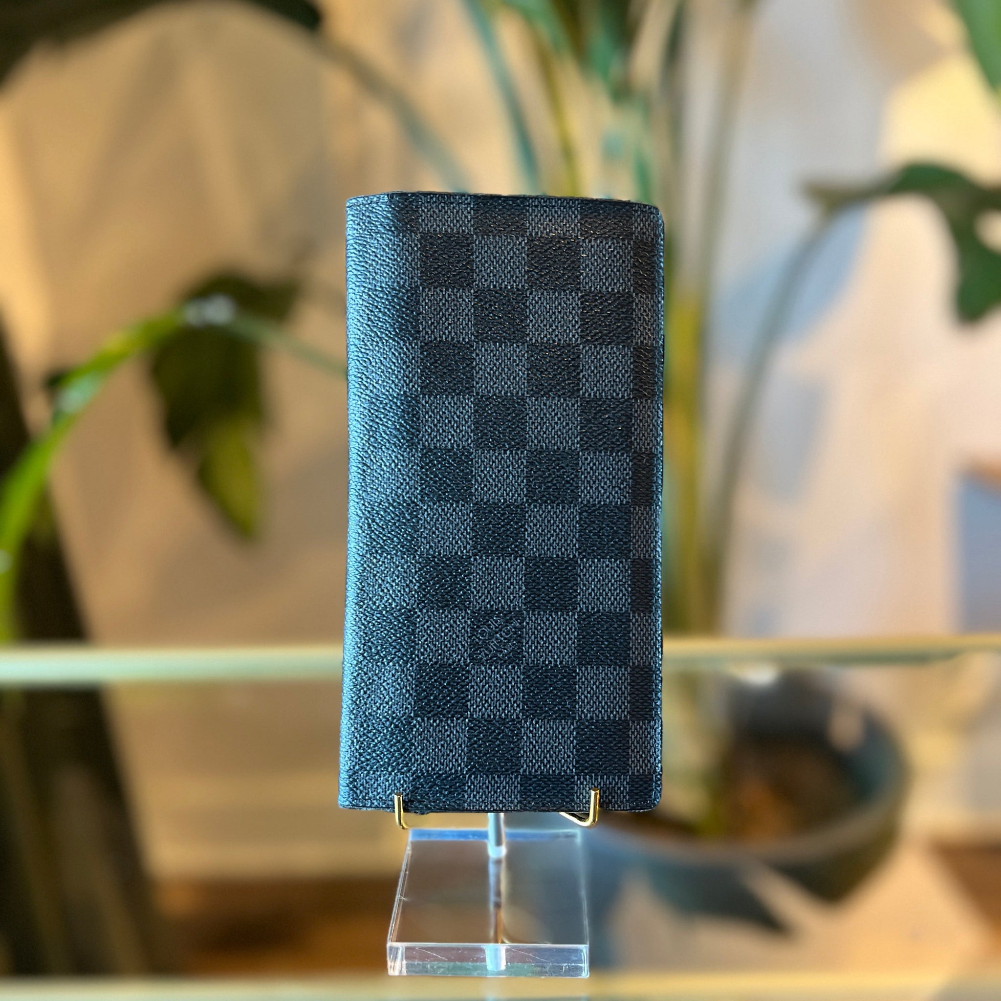 LOUIS VUITTON Damier Graphite Brazza Bifold