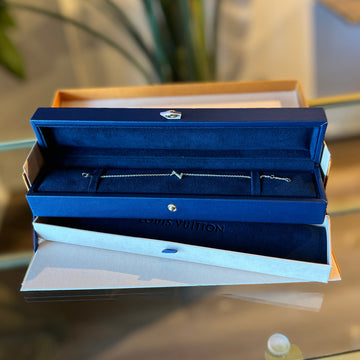 LOUIS VUITTON LV Volt Upside Down Silver Bracelet