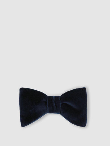 Hike Velvet Bow Tie in Navy